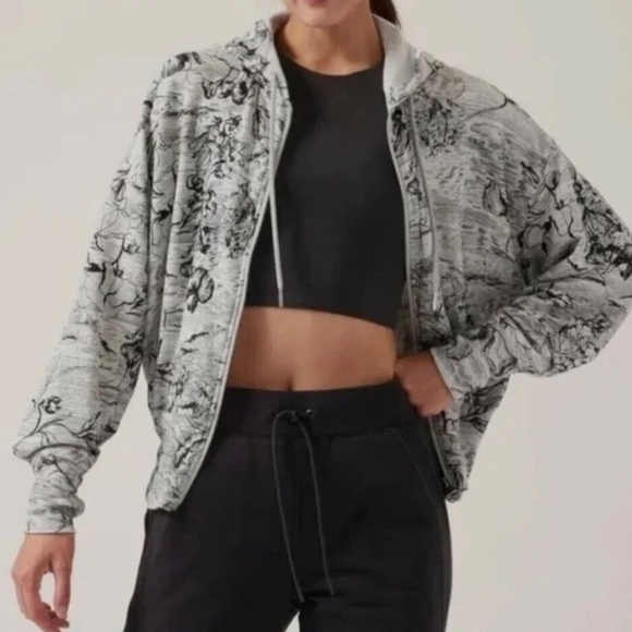 Athleta Balance hoodie in Eden floral print L - Picture 9 of 9
